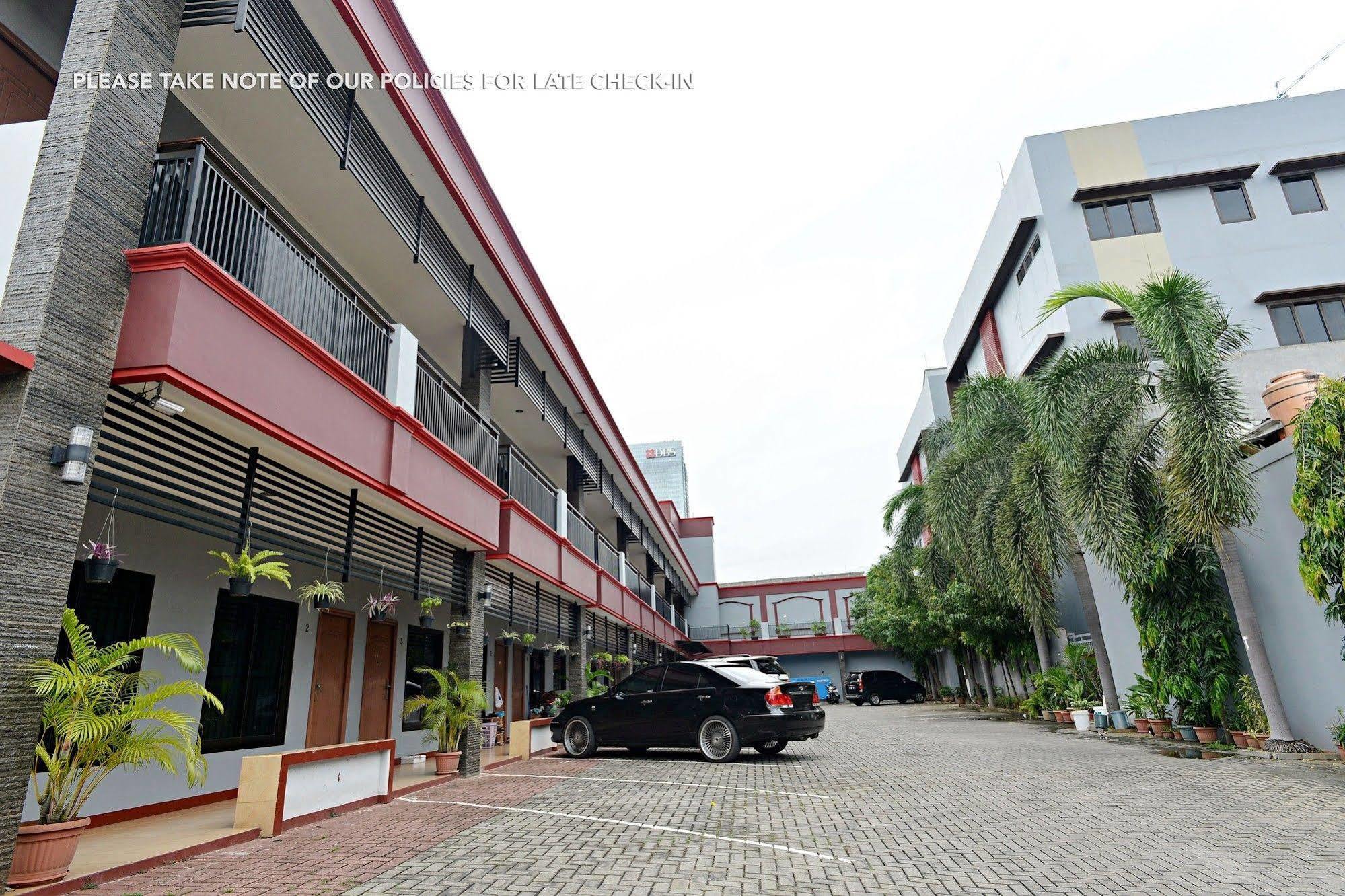 Zen Rooms Kuningan Tiong Jakarta Bagian luar foto