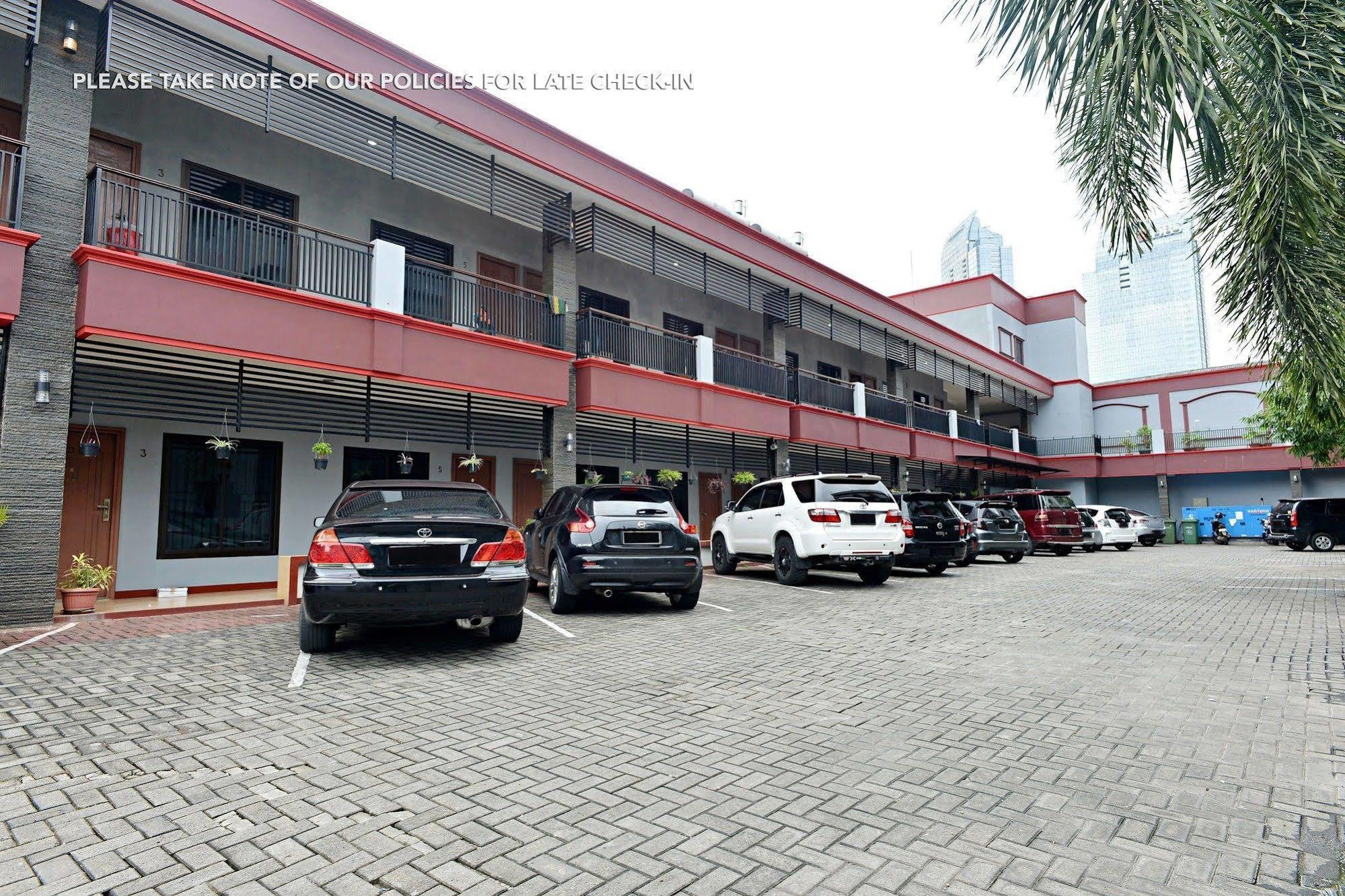 Zen Rooms Kuningan Tiong Jakarta Bagian luar foto